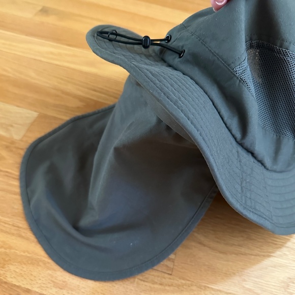 Swiss Tech Performance Gear Sun Hat with Neck Flap Size S/M - Picture 4 of 15